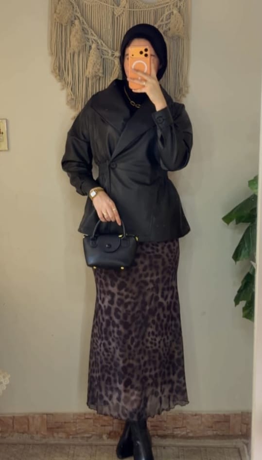 جاكت جلد همسه