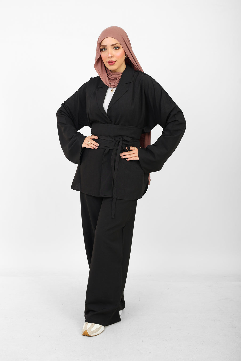 Leora suit سوت ليورا